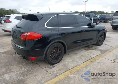 2013 Porsche Cayenne S z USA, uszkodzony, nr VIN WP1AB2A26DLA85326